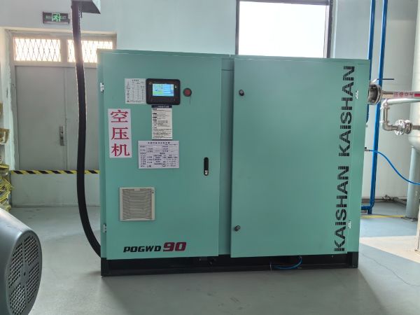 無油水潤滑螺桿空壓機(jī)